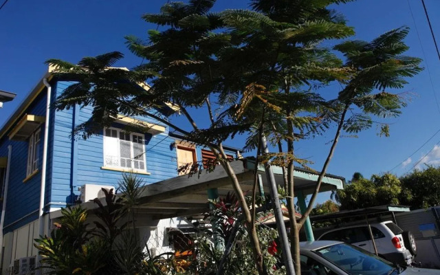 Happytourcairns Sharehouse