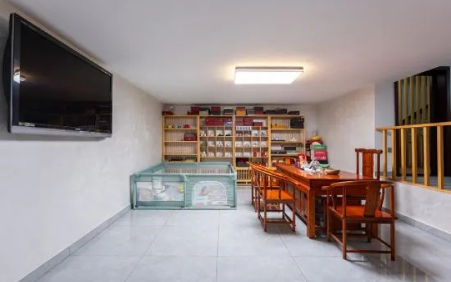 Wuyuan Anfenglan Homestay (Huaxing Plaza)