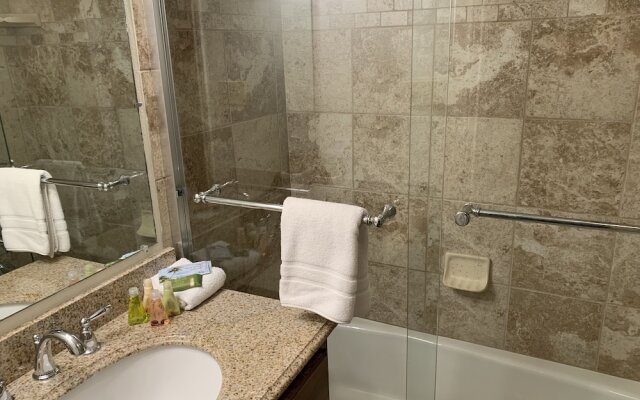 Treetop Villa IC 215