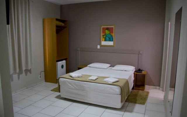 Presidente Hotel - Passos