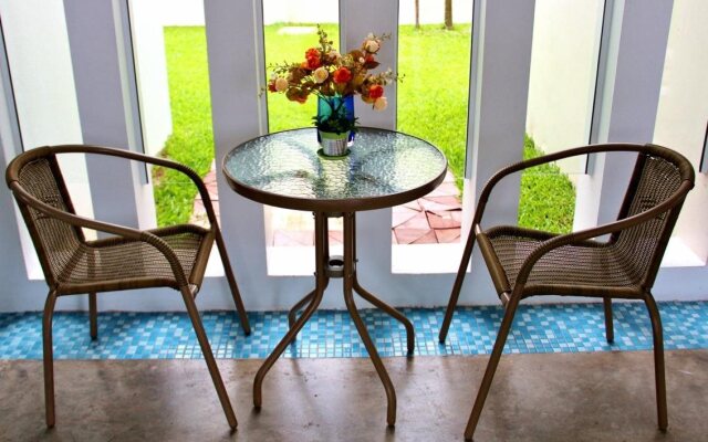 The Meet Green Apartment