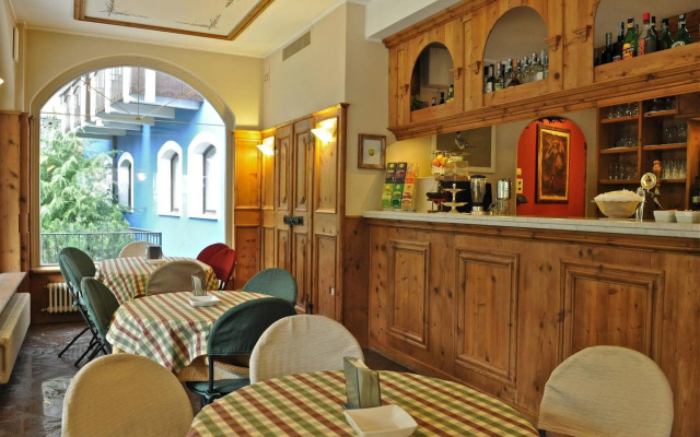 Hotel Baita Clementi