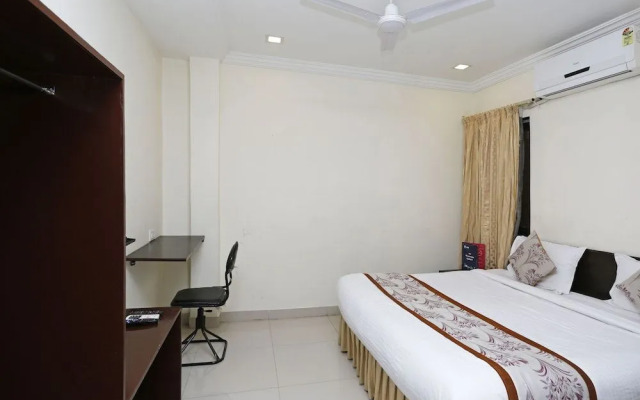OYO 2229 Hotel Golden Wings