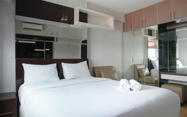 Strategic Location 1BR The Wave Apartment with City View