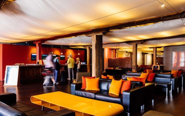 The Henry Jones Art Hotel