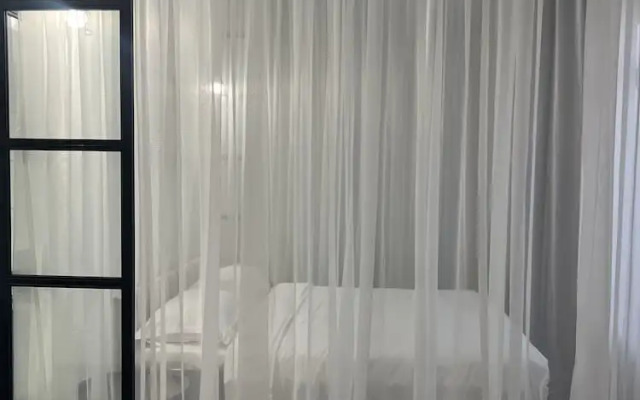 Rooftop City View apartments