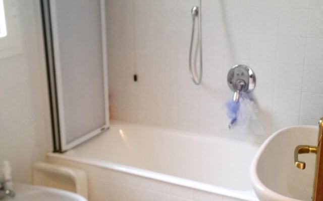 Apartment With 2 Bedrooms in Ospedaletti, With Wonderful sea View and Enclosed Garden Near the Beach