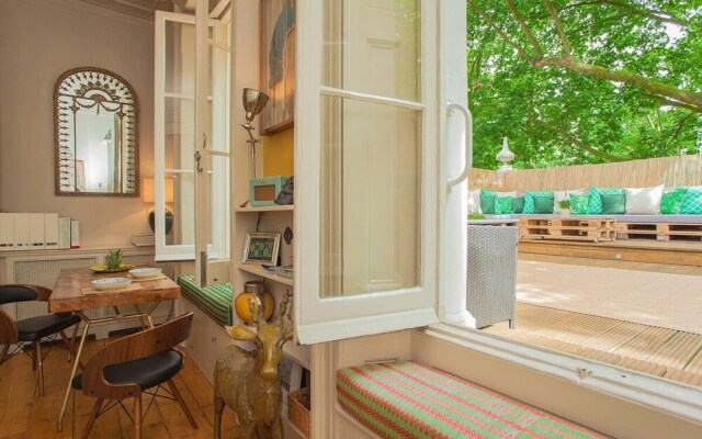 Exquisite Notting Hill Flat With Roof Terrace
