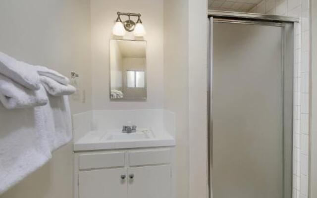 25a Villarreal Retreat