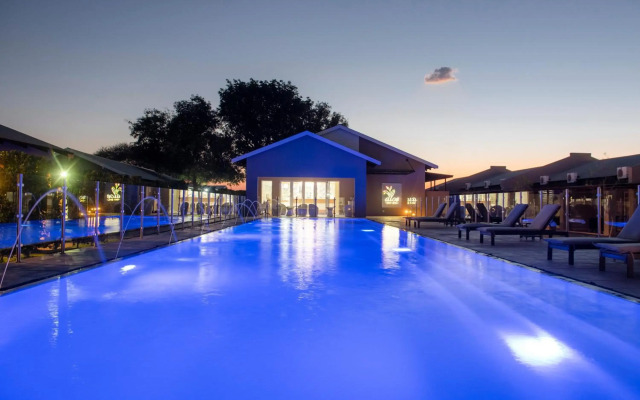 Palm Park Hotel