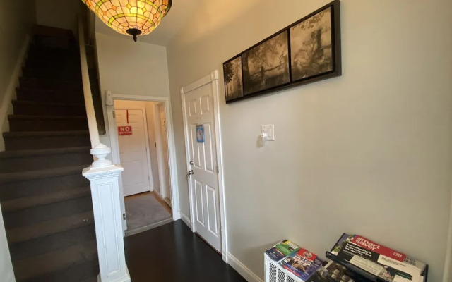 Room-7 Private Room With Jacuzzi, Massag