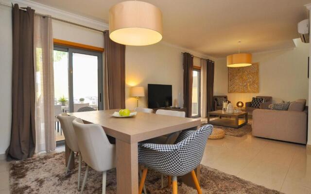 Branqueira Mar by OCvillas
