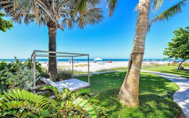 Siesta Key Paradise by Beachside Mgmt.