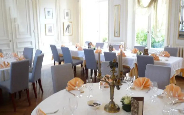 Les Terrasses de lEnclos - Enclos de lévêché