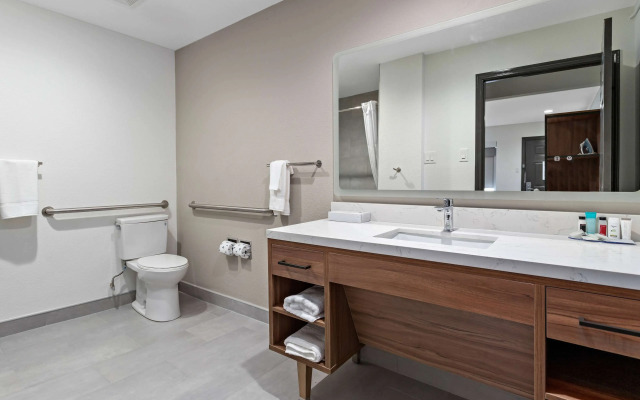 Hawthorn Extended Stay by Wyndham Port Arthur