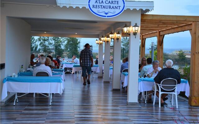 Water Side Resort & Spa