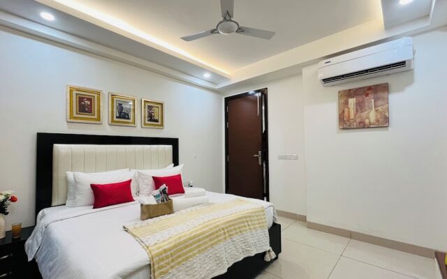 BluO 3BHK Golf Course Road Balcony Lift