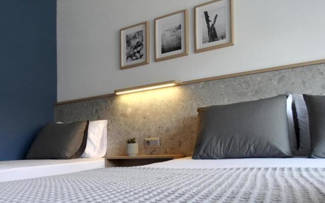 Voula Seaside Apartments
