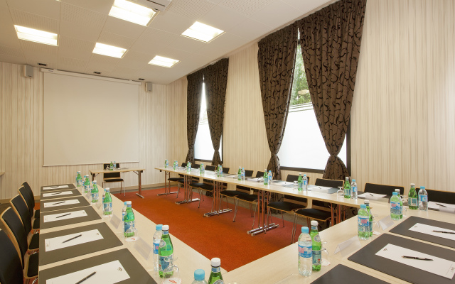 Residhome Aparthotel Paris Evry