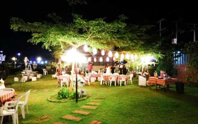 Samui Lakeside Hostel - Adults Only