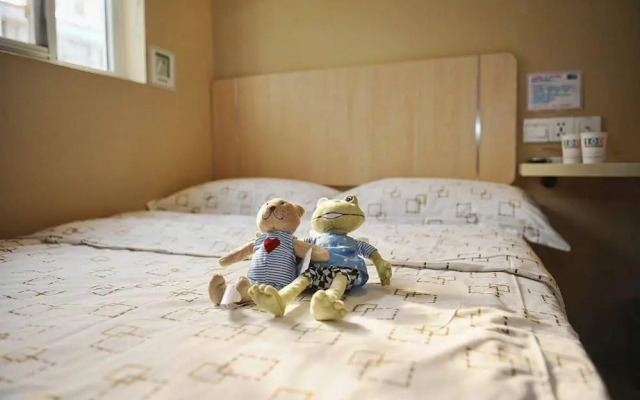 100 Hotel