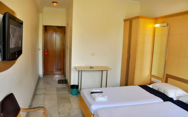 Nayagara Hotel