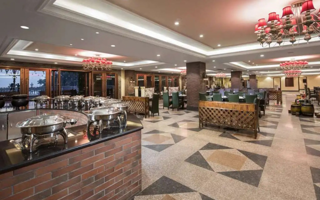 Days Hotel & Suites Venice Nanguo