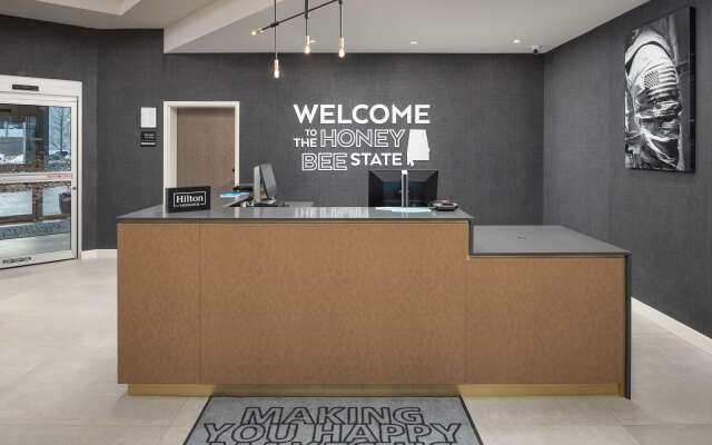 Hampton Inn & Suites Huntsville Downtown