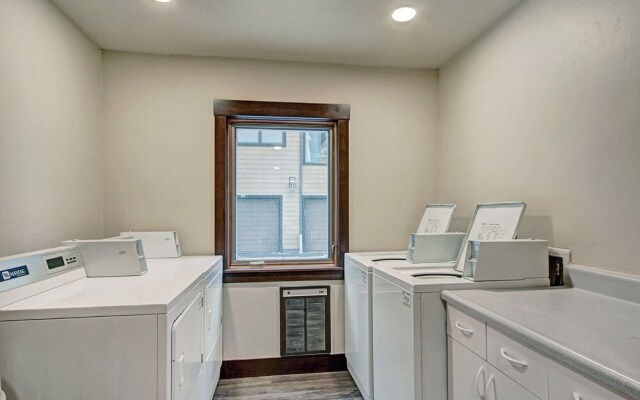 Beautiful Dog Friendly Ski Chalet A Minute to SuperBee Lift - AN203 by RedAwning