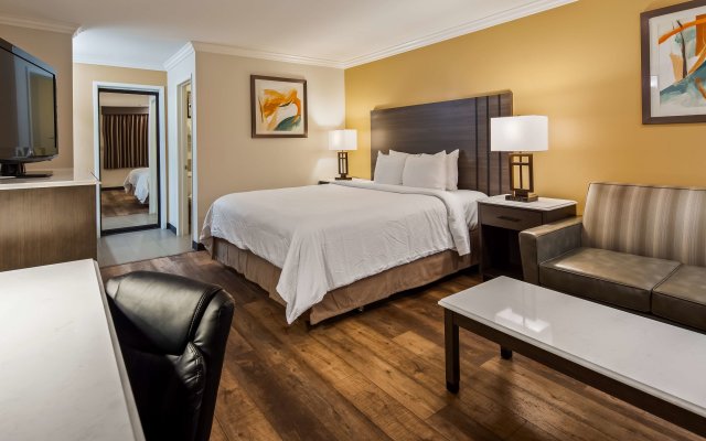 Best Western Plus Orange County Airport North