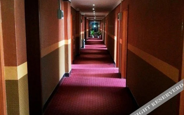 Xinrenlei Express Hotel