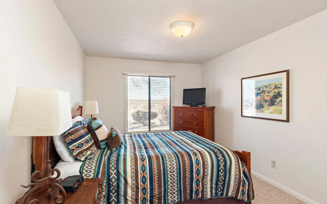 Fort Marcy Hotel Suites by All Seasons Resort Lodging