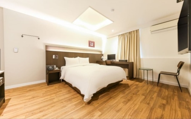 H avenue Hotel Jeonju Deokjin