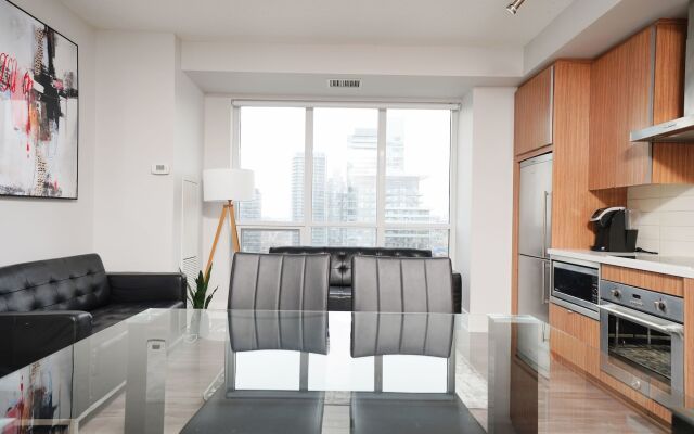 Grand Royal Condos - CN Tower