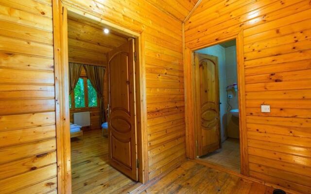 Alban Resort