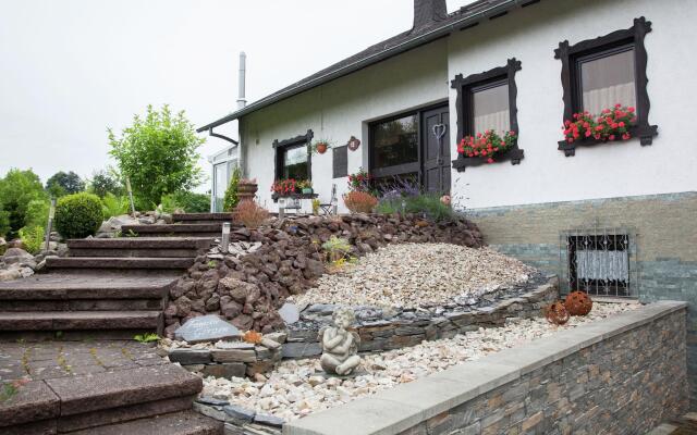 Idyllically located holiday home between the Moselle and the Eifel.