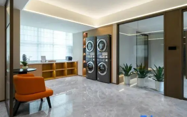 Starway Hotel (Shenzhen Longdong Subway Station)