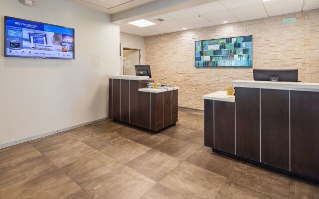 Best Western Plus Oceanside Inn