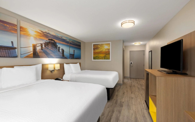 Days Inn by Wyndham Lincoln