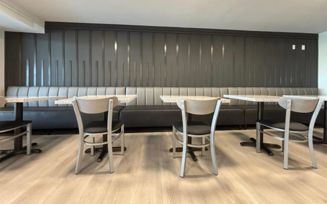 Ramada by Wyndham Springfield North