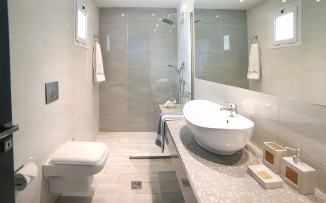 Mirsini Studios & Apartments