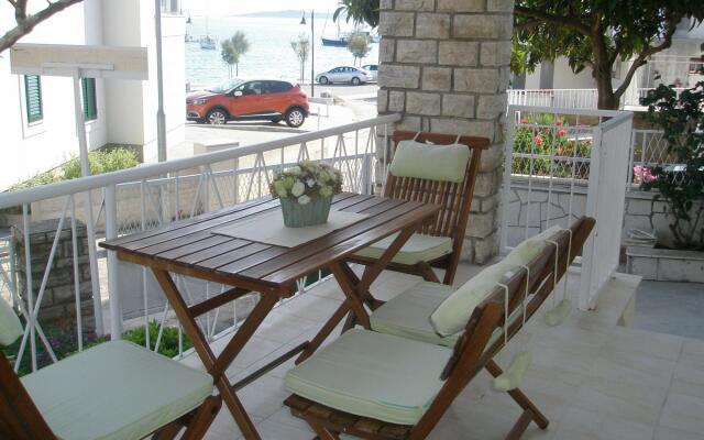 Mateo - 60m From sea - A1