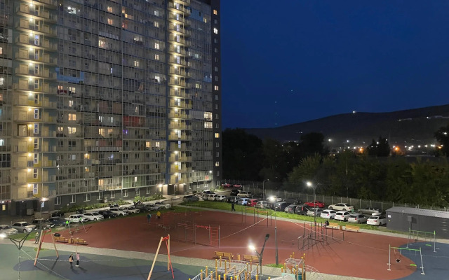 Апартаменты на улице Александра Матросова 36