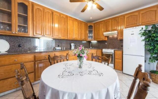 View Port Apartment