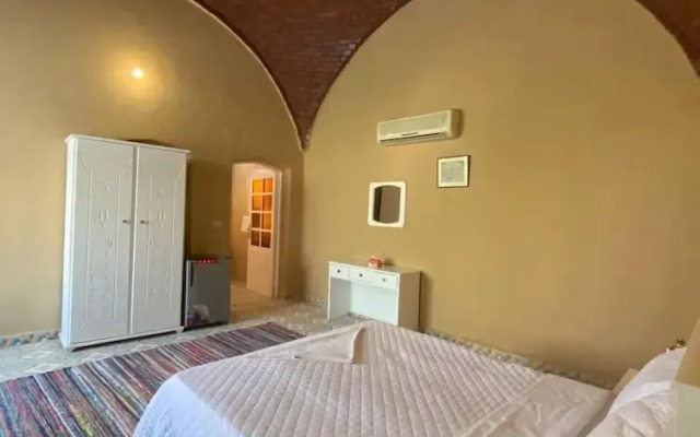 sekhmet hotel