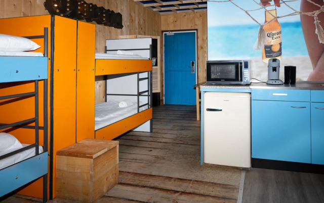 Amsterdam Teleport Hotel