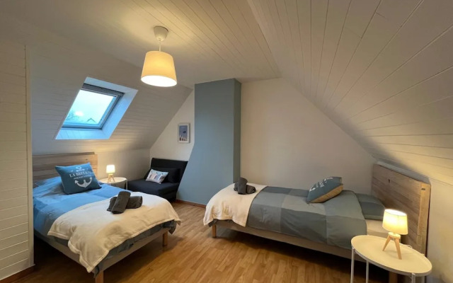 Pretty House 50m From the sea