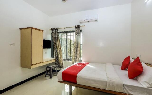 OYO 66837 Anurah Residency