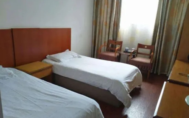 Dongying Hotel