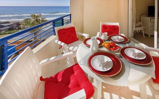 Banana beach Holidays 363